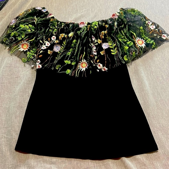 Off the shoulder blouse - Picture 1 of 5